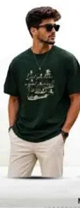 تي شيرت انيق للرجال مع طباعه جرافيك.