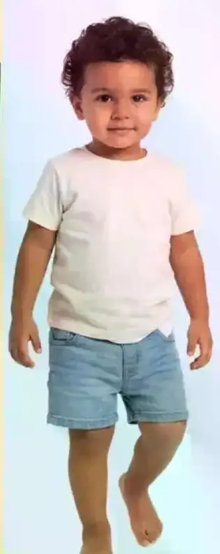 ملابس للاطفال.