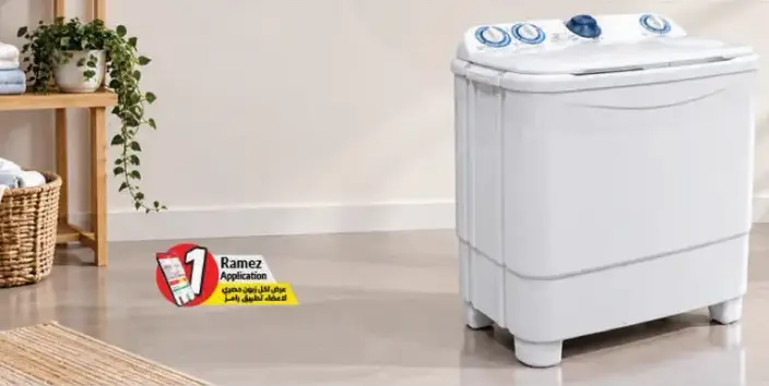 Geepas Microwave, 20L capacity.